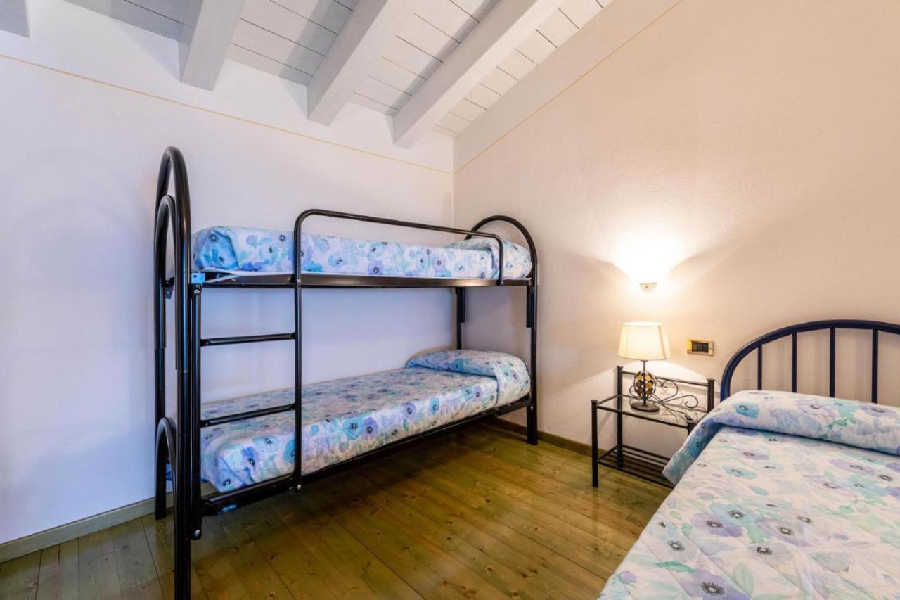 Casa Vacanze Baccolo Polpenazze del Garda Exterior foto