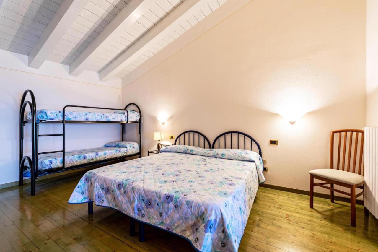 Casa Vacanze Baccolo Polpenazze del Garda Exterior foto