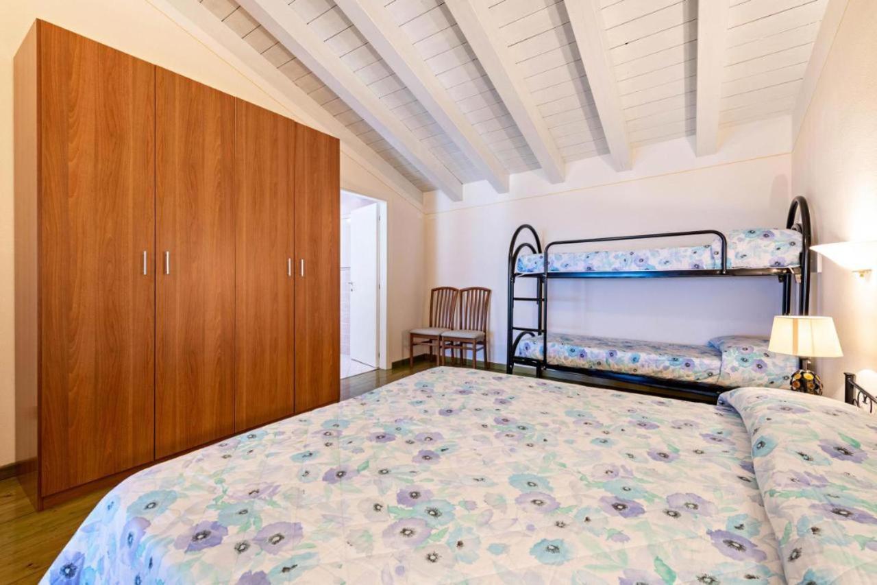 Casa Vacanze Baccolo Polpenazze del Garda Exterior foto
